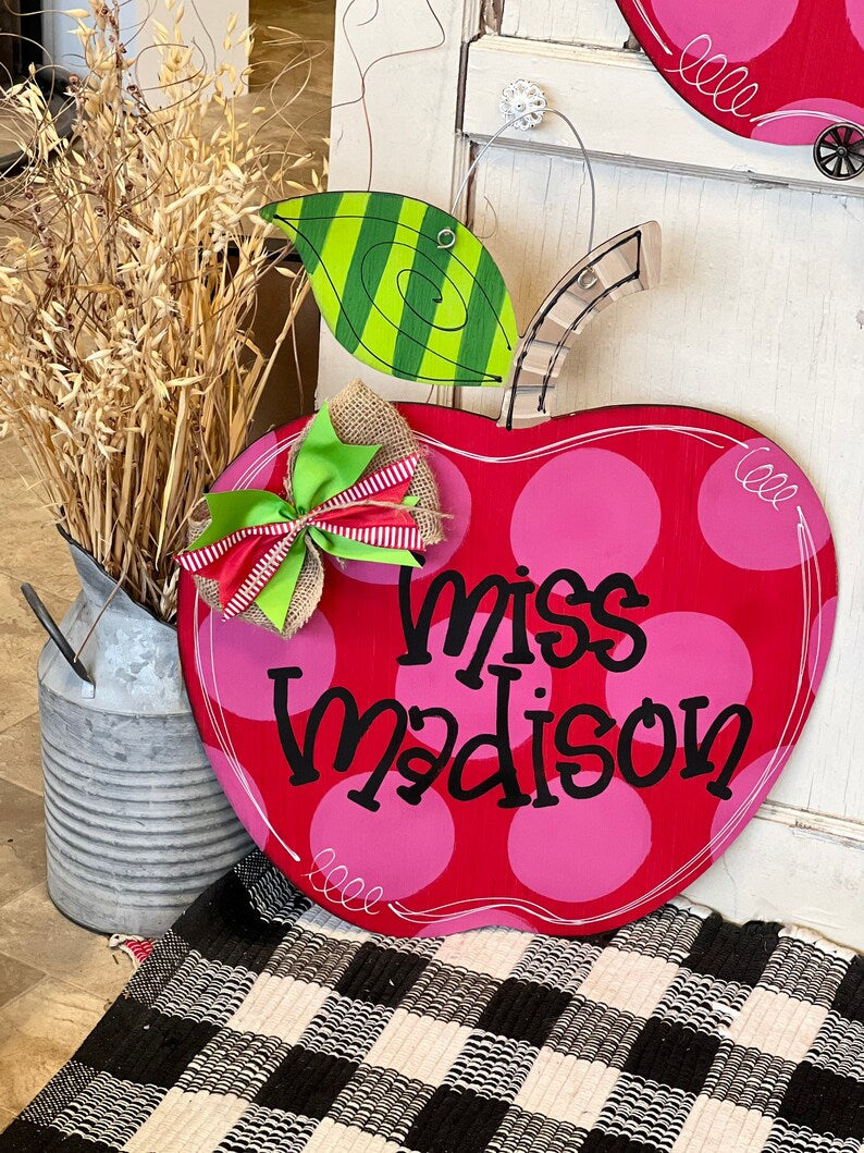Apple Teacher Doorhanger